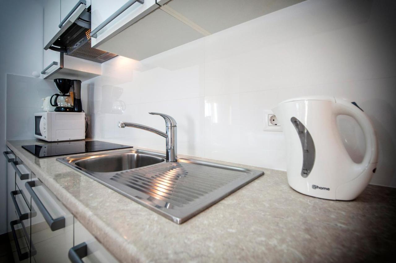 Apartments And Rooms Camaiore Rovinj Ngoại thất bức ảnh